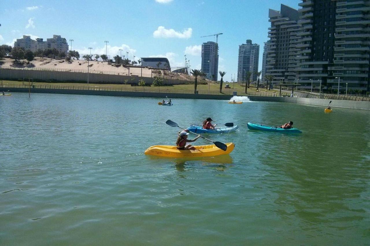 Ashdod City Center 2-Rooms Apartment, 15Min Walk To The Beach Exterior photo